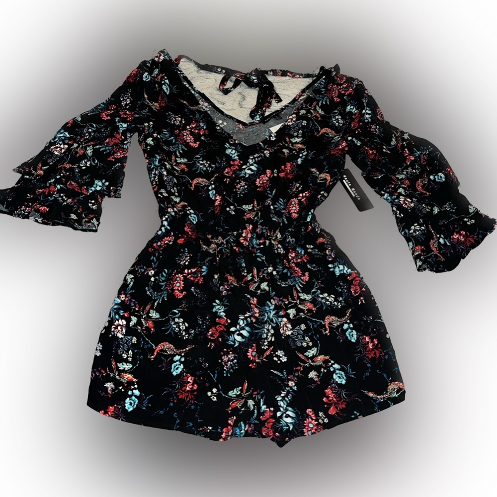 Haute Monde Junior ruffle sleeve romper size small floral, print NWT